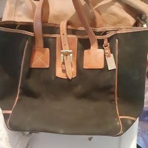Dooney & Bourke Handbag